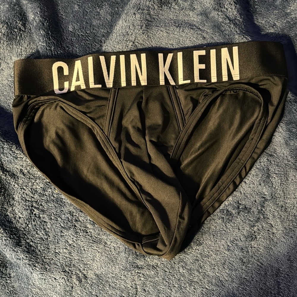 Calvin Klein Intense Power Micro Brief Size Medium
